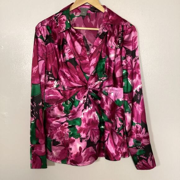 Ann Taylor Fuchsia Pink Floral Printed Blouse Silky V Neck Twist Front 14 - Picture 7 of 7